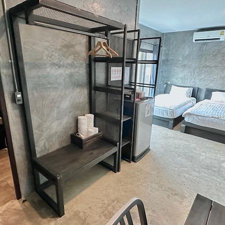 Norn Nee Nor Hostel Csiangmaj Kültér fotó