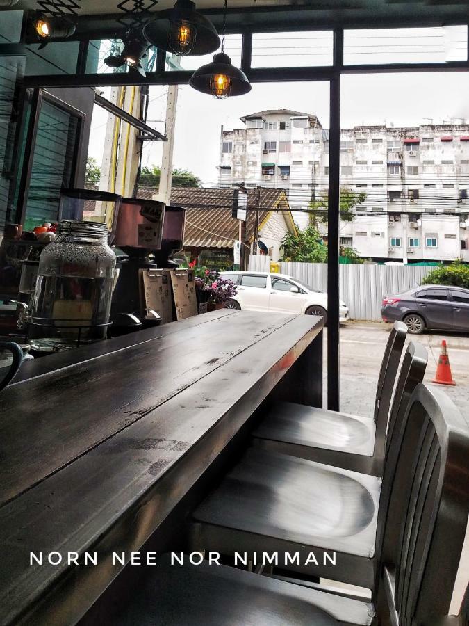 Norn Nee Nor Hostel Csiangmaj Kültér fotó